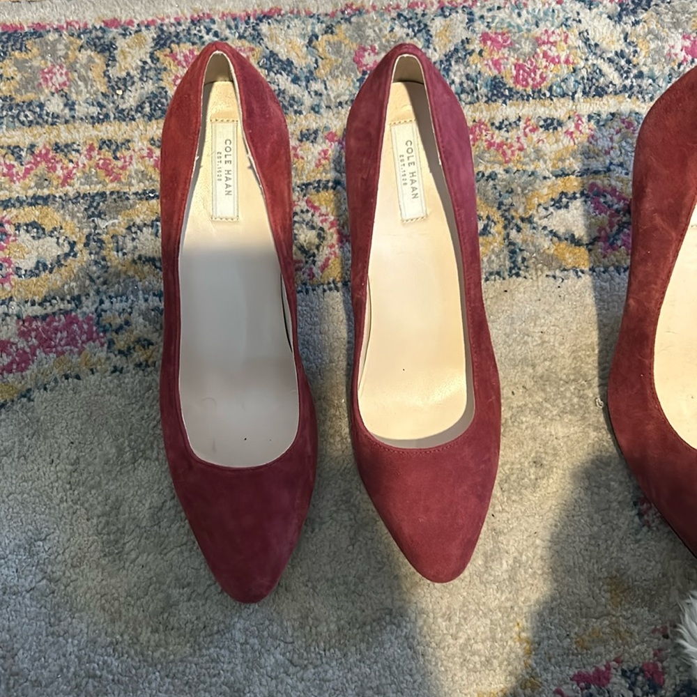2 Pairs Cole Haan Size 8 8 1/2 heels reddish burgandy